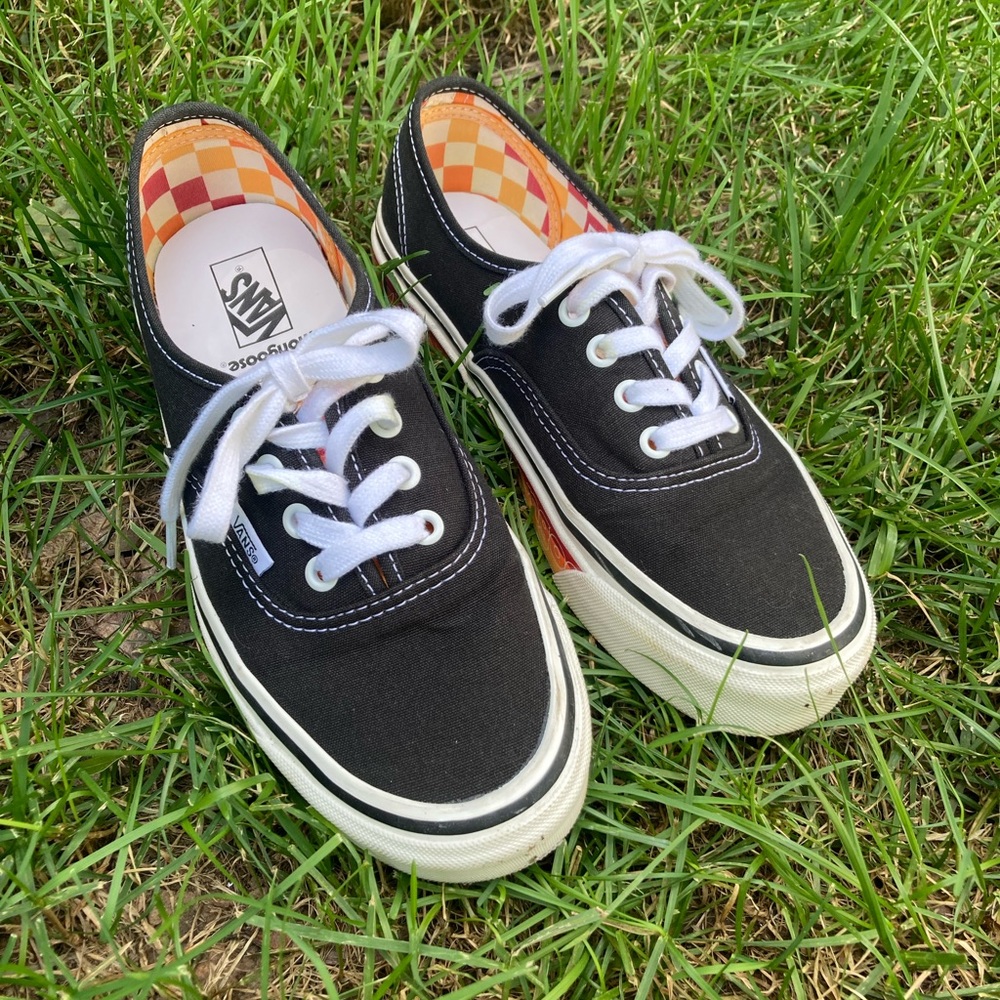 Vans size 7.5 w